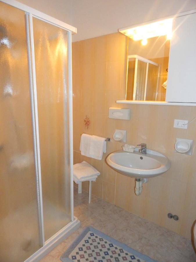 Residence Hotel Isabella Loano Esterno foto